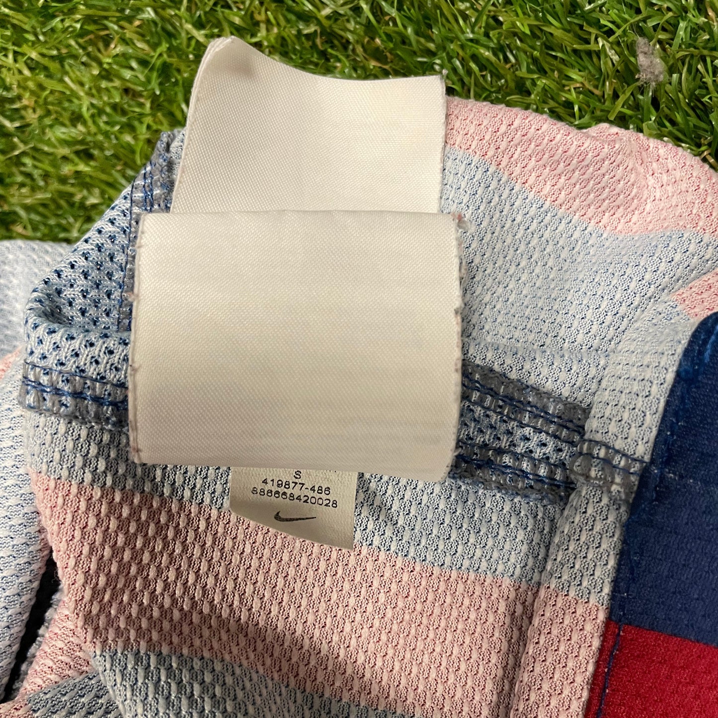 FC Barcelona 2011/12 Home Shirt (8/10)