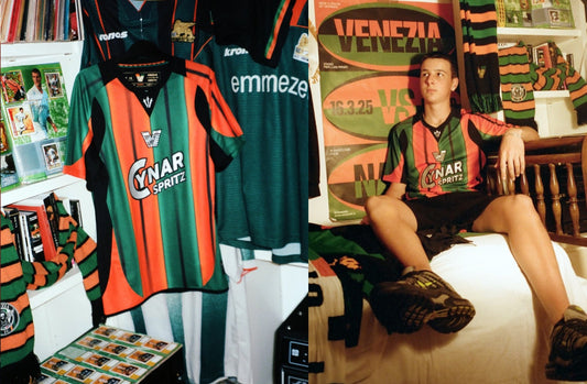 Venezia FC third kit 2025/26: bold stripes with retro energy