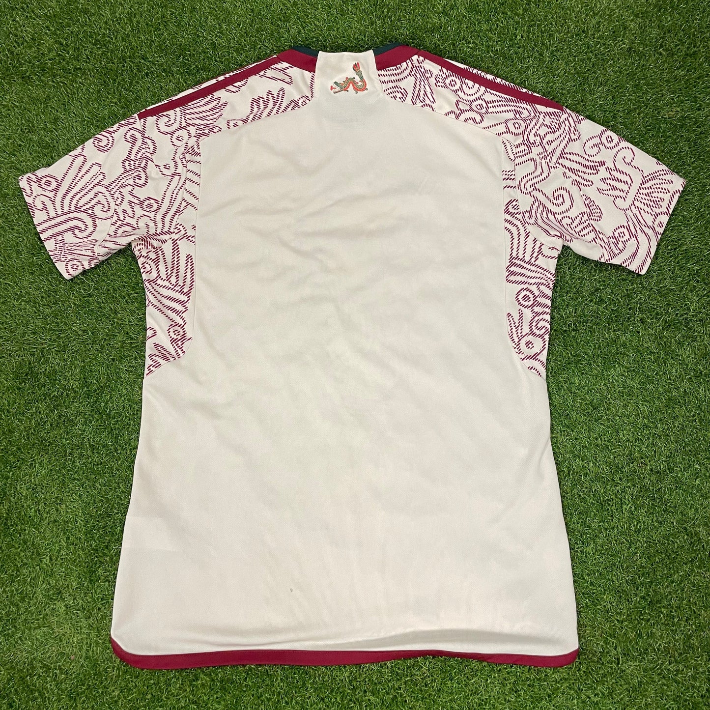 Mexico 2022 Away Shirt (8/10)